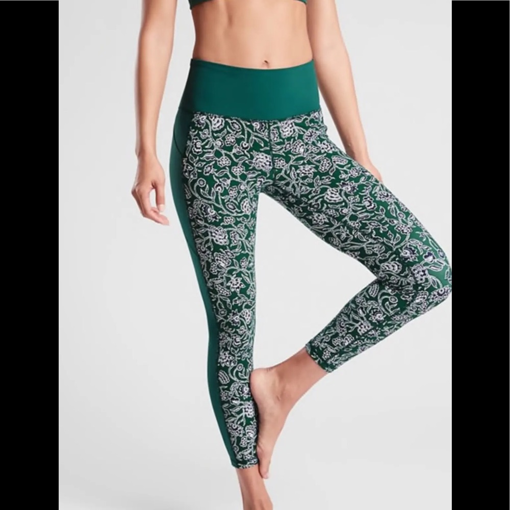 Athleta Kamala floral 7/8 leggings, medium